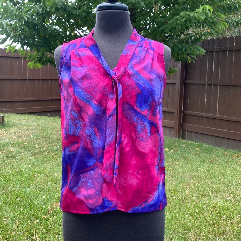 Mossimo sleeveless blouse